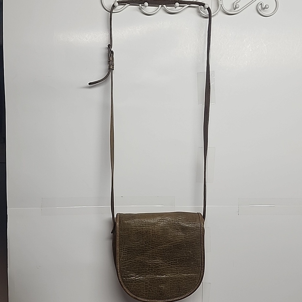 Vintage Distressed Olive Green Leather Unisex Crossbody Messenger SaddleBag - Picture 8 of 10